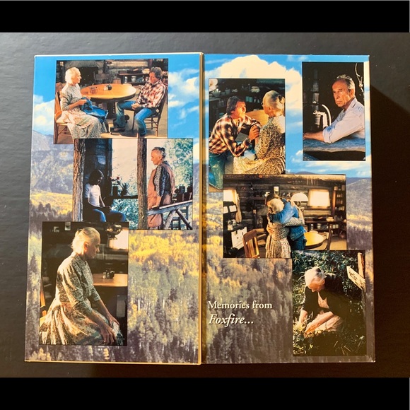 “Foxfire” Featuring John Denver on VHS - Excellent Condition - made in 1997 📼 - Picture 13 of 15